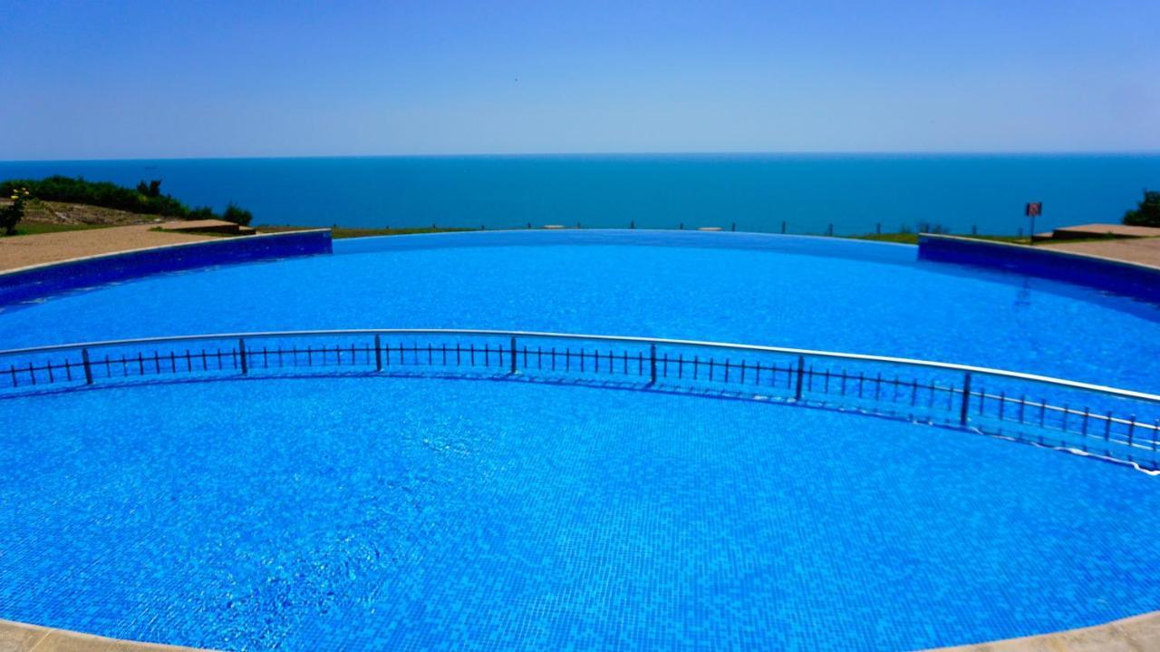 Морски Апартаменти Джулай Морнинг - July Morning Sea View Apartments Kavarna Eksteriør bilde