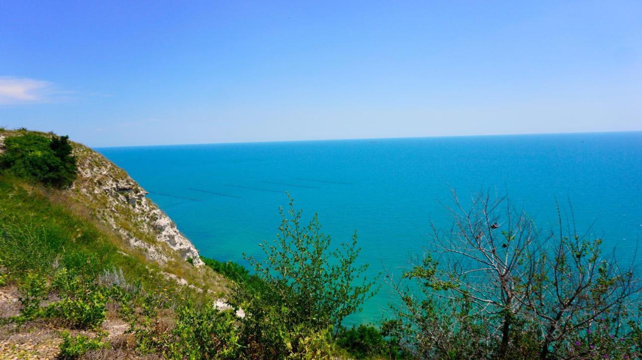 Морски Апартаменти Джулай Морнинг - July Morning Sea View Apartments Kavarna Eksteriør bilde