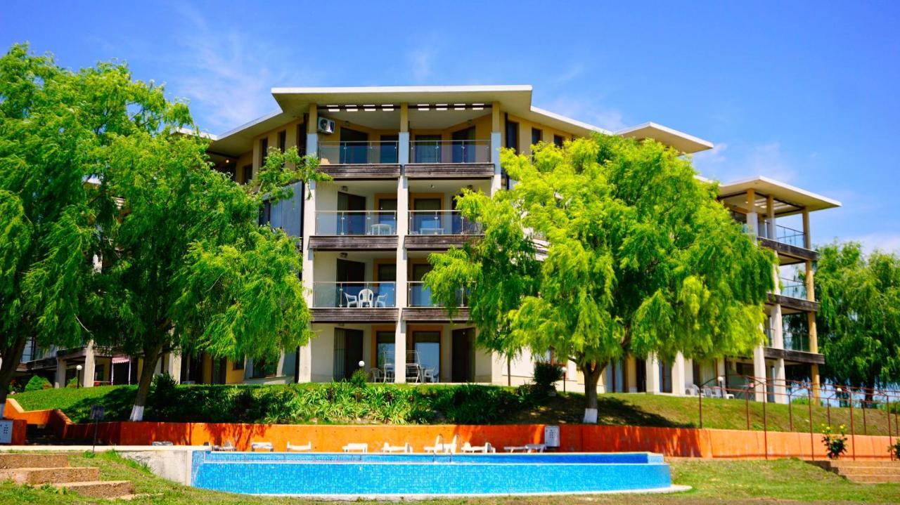 Морски Апартаменти Джулай Морнинг - July Morning Sea View Apartments Kavarna Eksteriør bilde