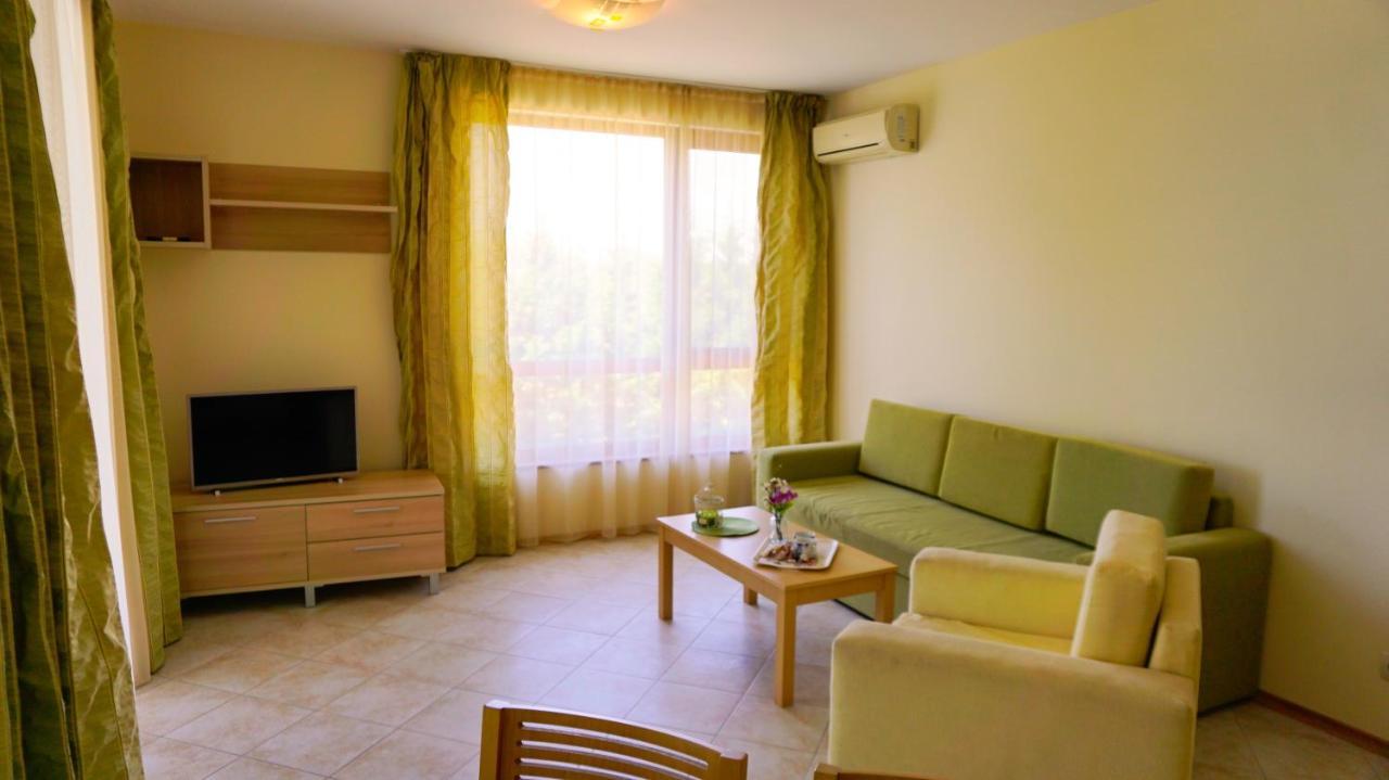 Морски Апартаменти Джулай Морнинг - July Morning Sea View Apartments Kavarna Eksteriør bilde