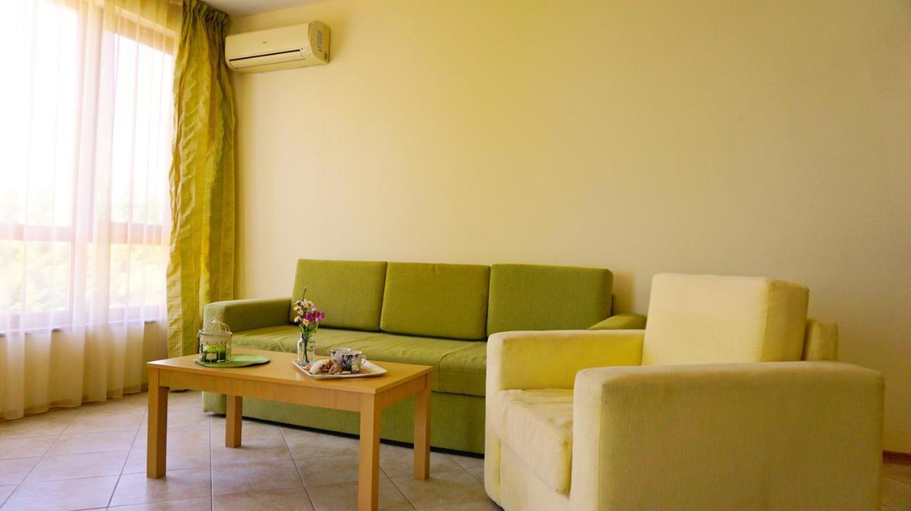 Морски Апартаменти Джулай Морнинг - July Morning Sea View Apartments Kavarna Eksteriør bilde