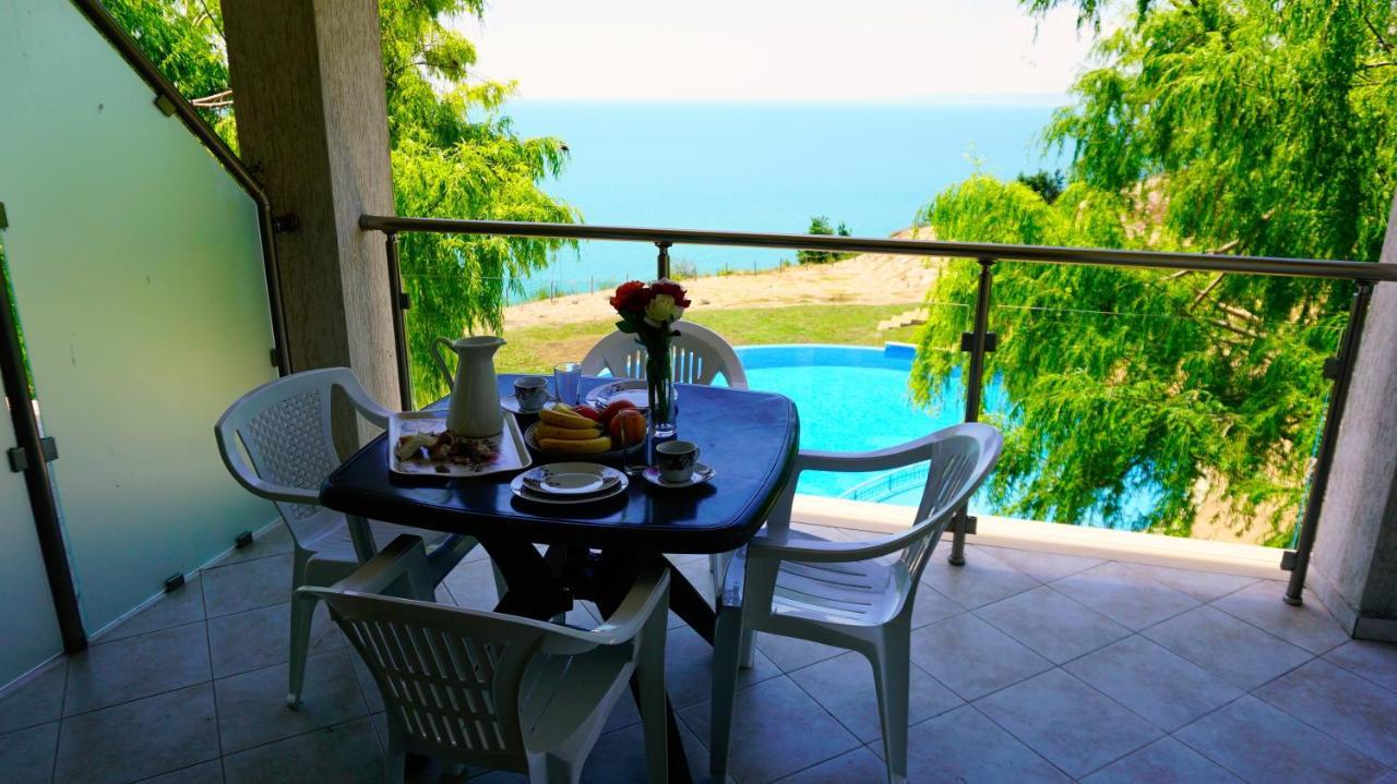 Морски Апартаменти Джулай Морнинг - July Morning Sea View Apartments Kavarna Eksteriør bilde