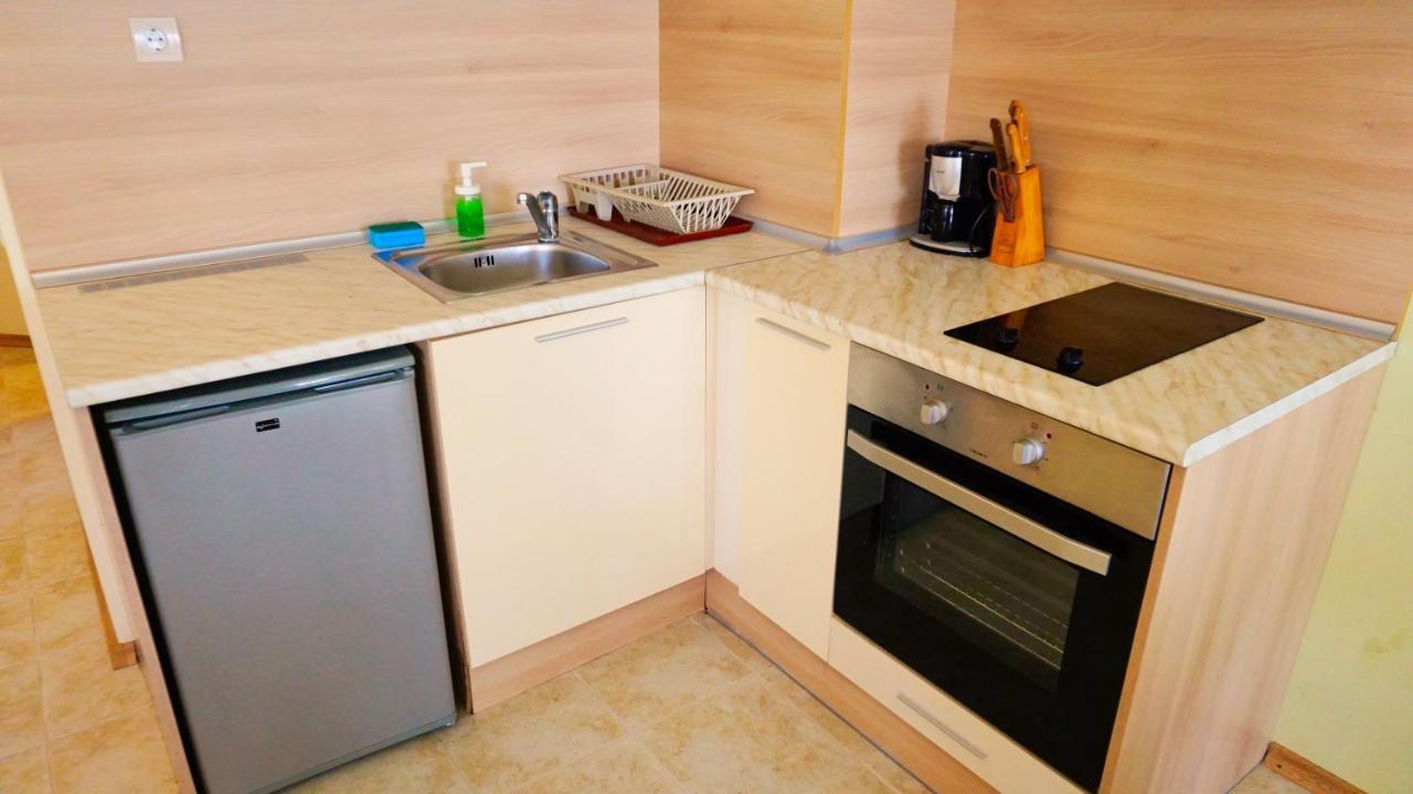 Морски Апартаменти Джулай Морнинг - July Morning Sea View Apartments Kavarna Eksteriør bilde