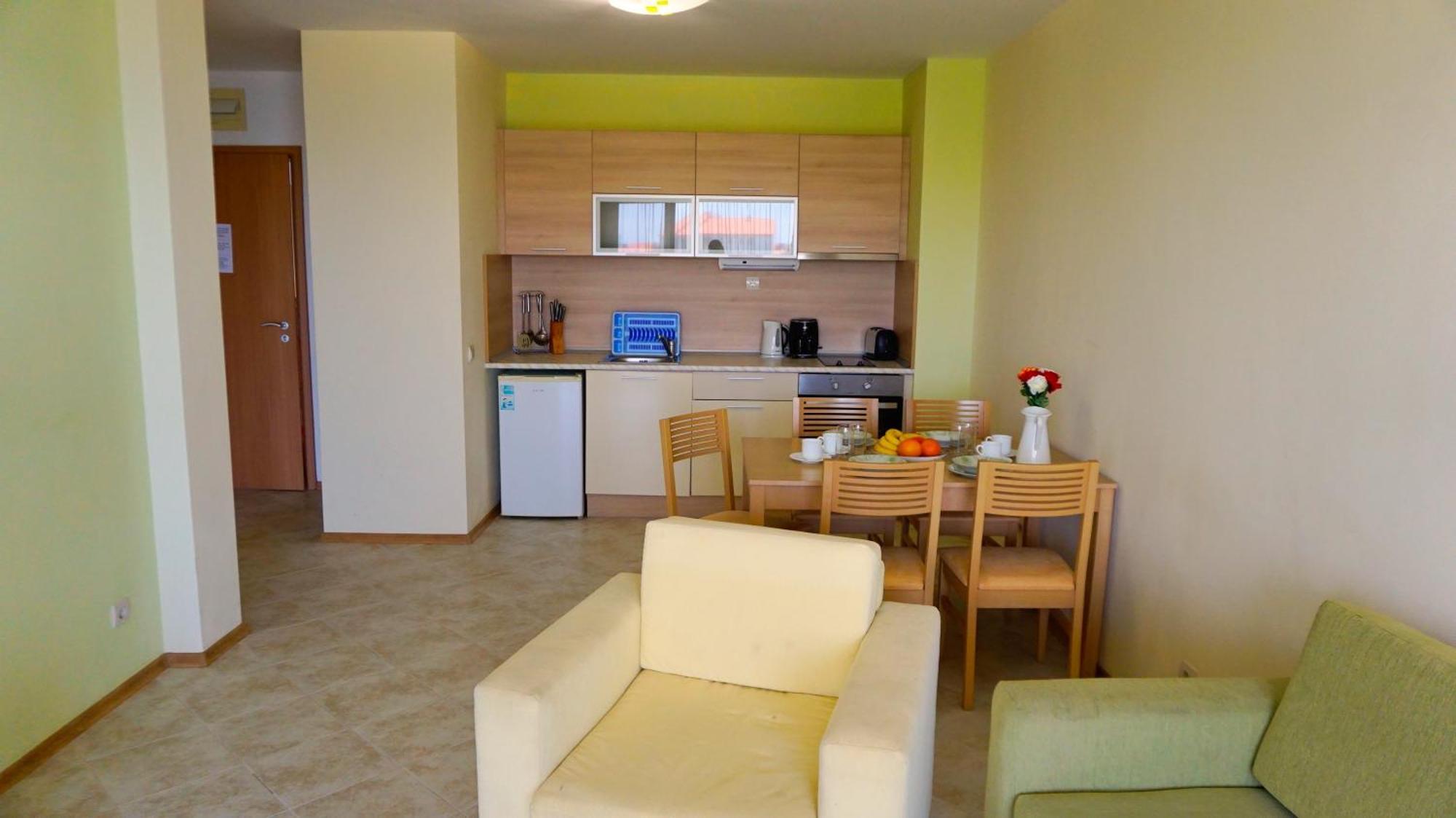 Морски Апартаменти Джулай Морнинг - July Morning Sea View Apartments Kavarna Rom bilde